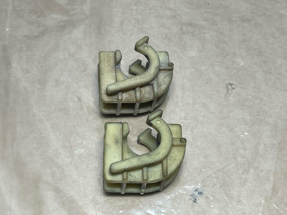 2003-04 Ford Mustang SVT Cobra A/C Hard Line Clips Set- Low Miles 270