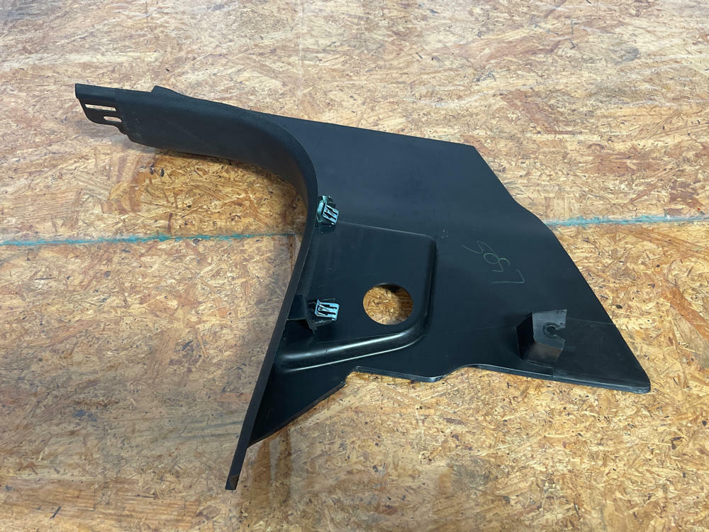 2015-17 Ford Mustang GT Interior Driver LH Kick Panel 264