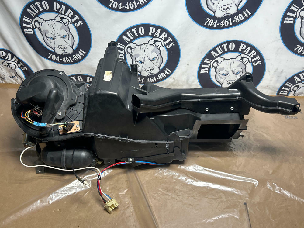 2003-04 Ford Mustang SVT Cobra HVAC Heater Core Climate Control Box 270