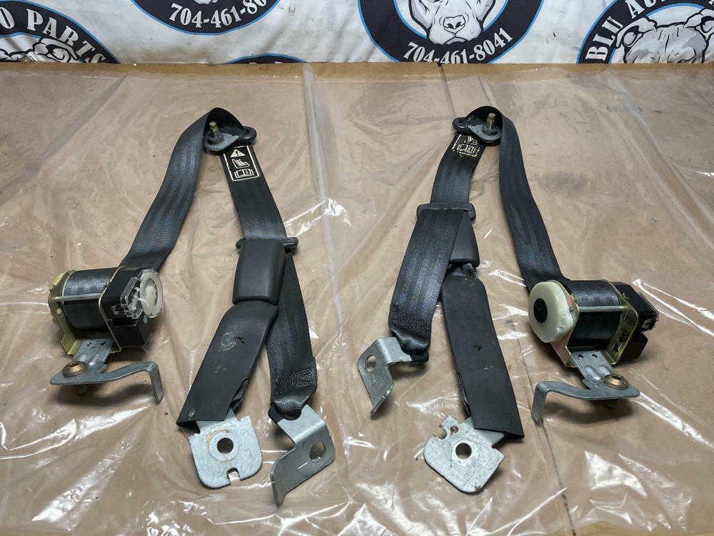 2003-04 Ford Mustang SVT Cobra Rear Seat Belt Pair- for Coupe, Low Miles 270