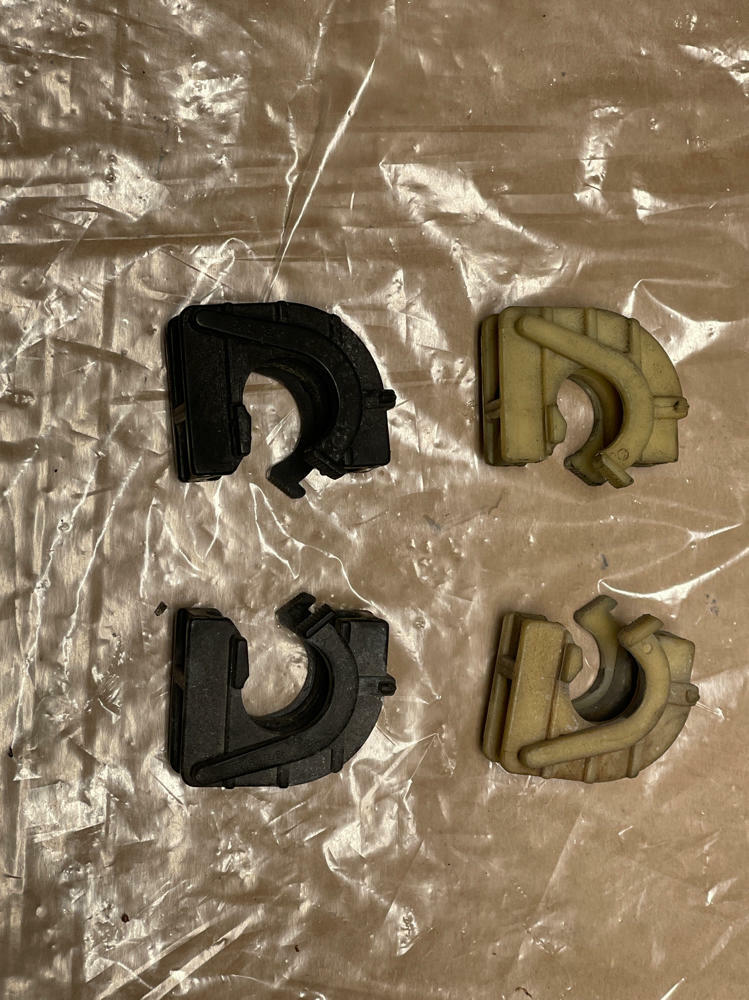 2003-04 Ford Mustang SVT Cobra A/C Hard Line Clips Set- Low Miles 270