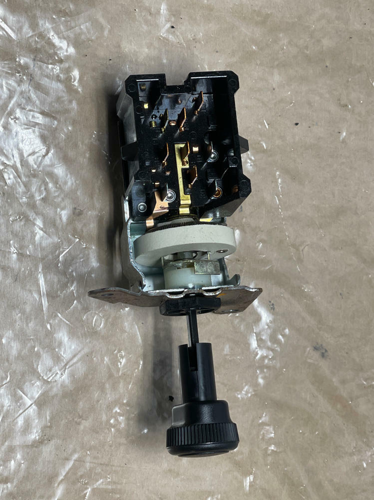 2003-04 Ford Mustang SVT Cobra Headlight Switch/Control Knob- Low Miles 270