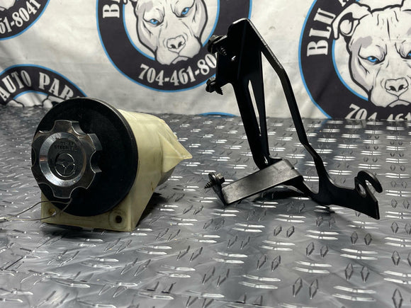 1999-04 Ford Mustang GT Saleen Power Steering Resevoir 245