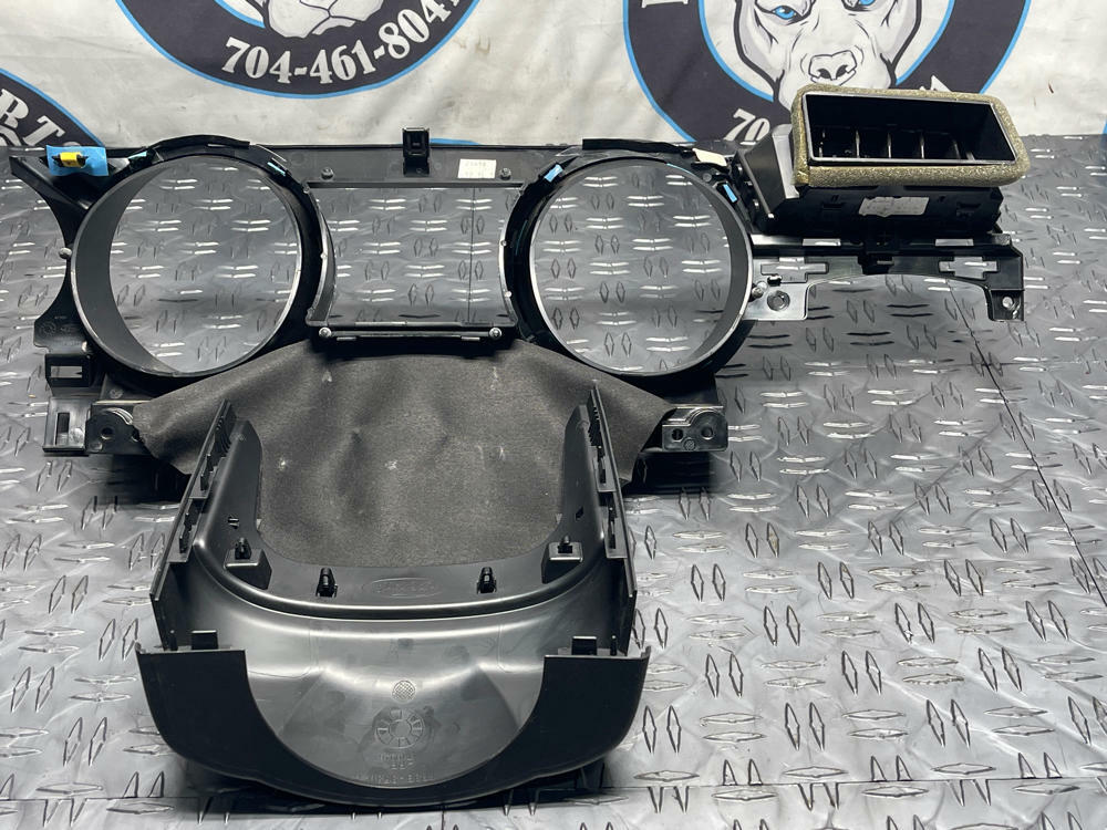 2015-17 Ford Mustang GT Cluster Bezel 269