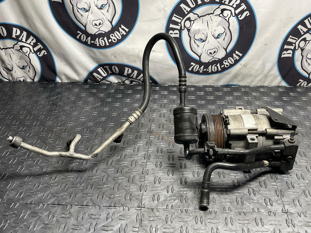 1999-04 Ford Mustang GT/Saleen 4.6 2V A/C Compressor w/ Manifold 243