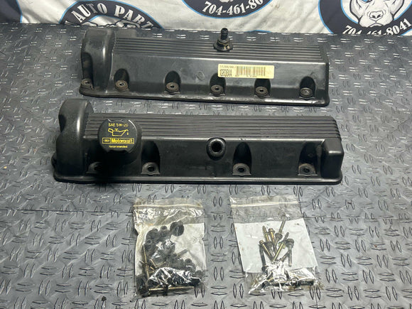 1999-04 Ford Mustang GT/Saleen 4.6 2V OEM Valve Covers RH LH- 11 Bolt 243