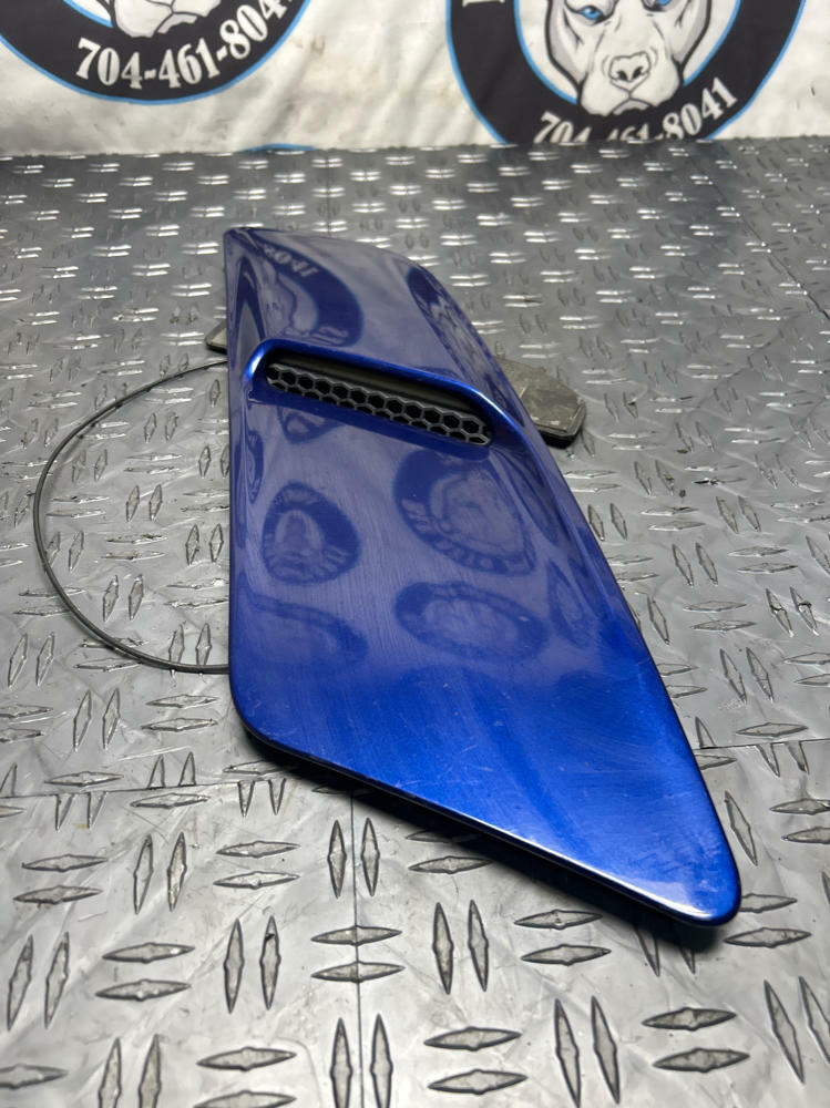 2015-17 Ford Mustang GT Passenger RH Hood Vent- Code J4
