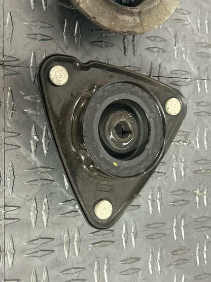 2015-23 Ford Mustang GT Driver LH OEM Strut Hat- w/ Hardware 268
