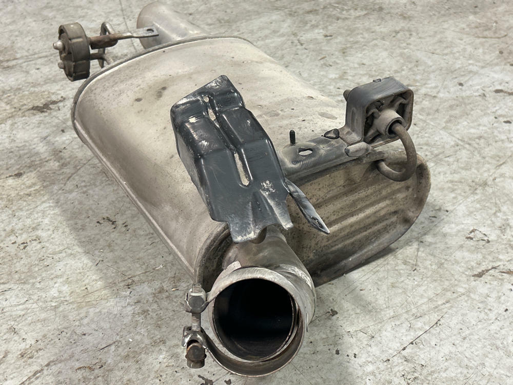 2013-14 Ford Mustang GT/CS OEM Mufflers LH RH Pair 259