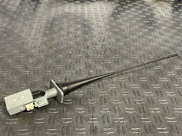 2013-14 Ford Mustang GT OEM Radio/SAT Antenna Assembly 259