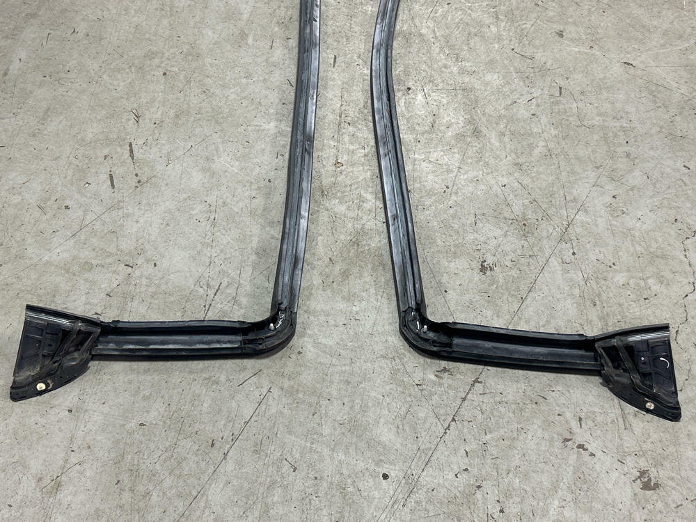 2013-14 Ford Mustang V6 GT Door Weather Stripping Set 259