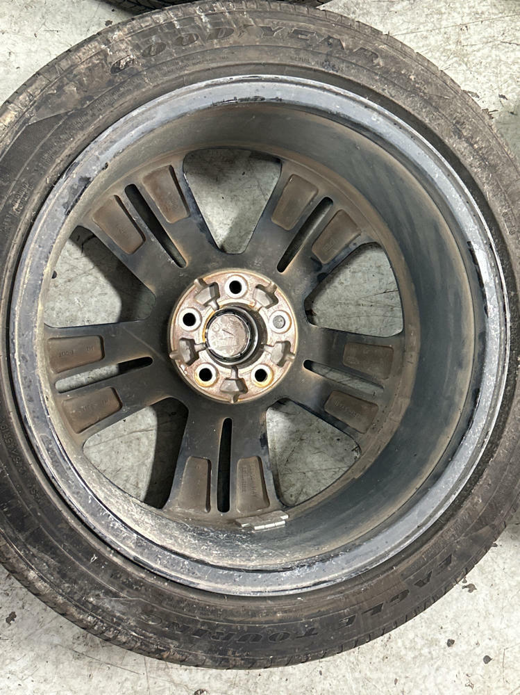 2013-14 Ford Mustang GT/CS Wheel & Tire Combo 259