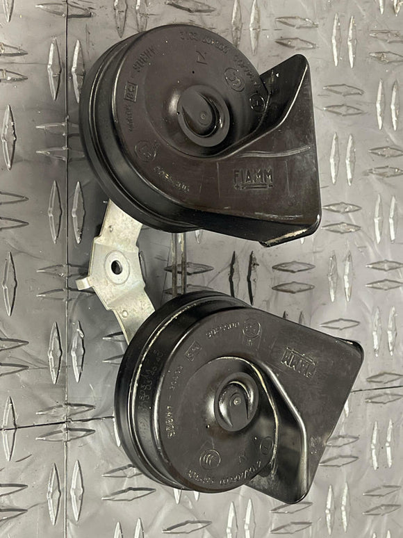 2013-14 Ford Mustang Horn Set 259
