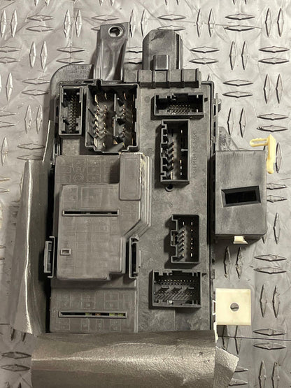 2013-14 Ford Mustang GT 5.0 Coyote A/T Body Control Module 259