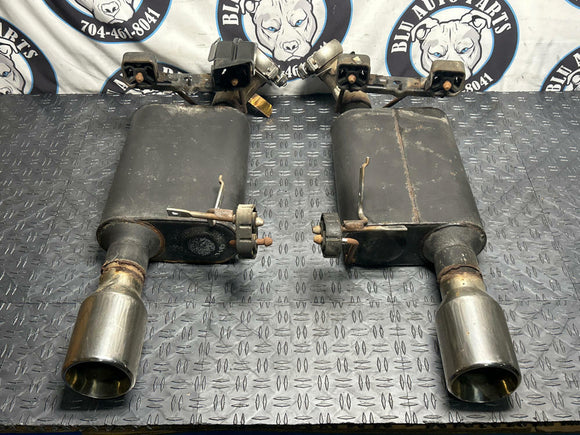 2011-14 Ford Mustang GT FlowMaster Muffler Pair- 4
