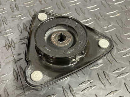 2015-23 Ford Mustang Strut Tops Pair LH/RH OEM 258
