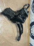 2013-14 Ford Mustang GT MT82 6 Speed Pedal Assembly 232