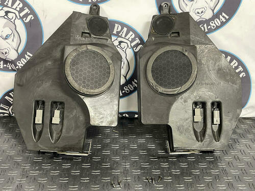 2003-04 Ford Mustang SVT Cobra Convertible Rear Speaker Boxes & Speakers 273