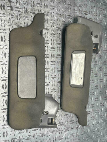 2003-04 Ford Mustang SVT Cobra Convertible Sun Visors Pair LH RH 273
