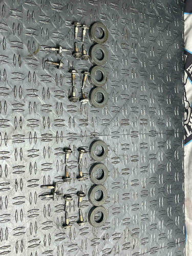 2003-04 Ford Mustang SVT Cobra Valve Cover Hardware 273