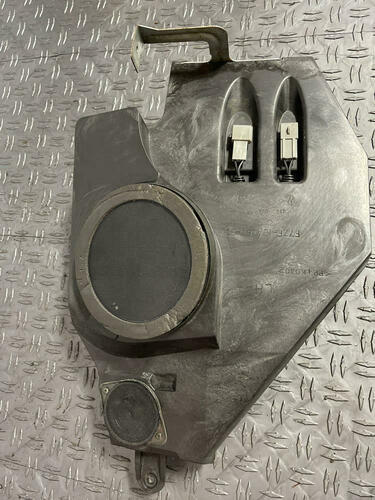 2003-04 Ford Mustang SVT Cobra Convertible Rear Speaker Boxes & Speakers 273