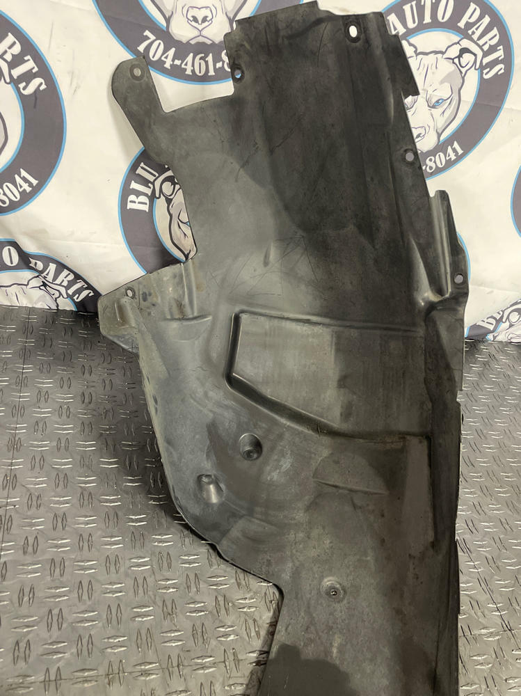 2018-23 Ford Mustang GT Driver LH PP1 Wheel Well- Missing Air Intakes 274
