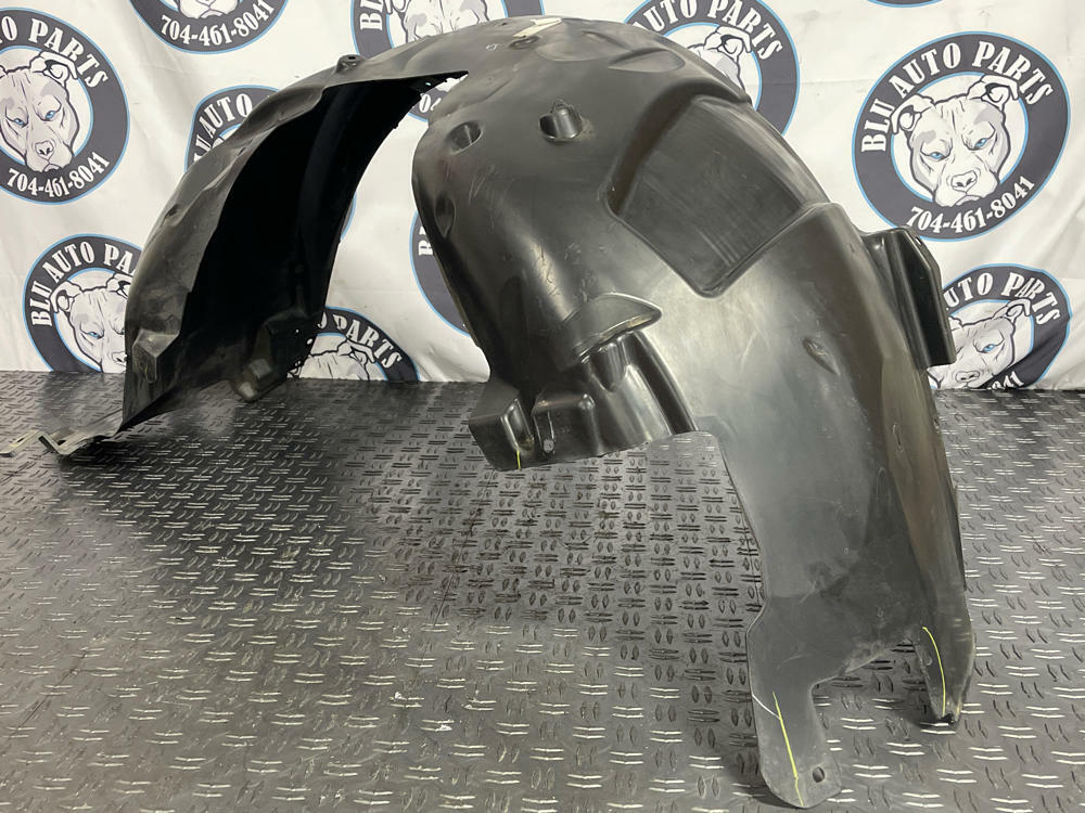 2018-23 Ford Mustang GT Driver LH PP1 Wheel Well- Missing Air Intakes 274