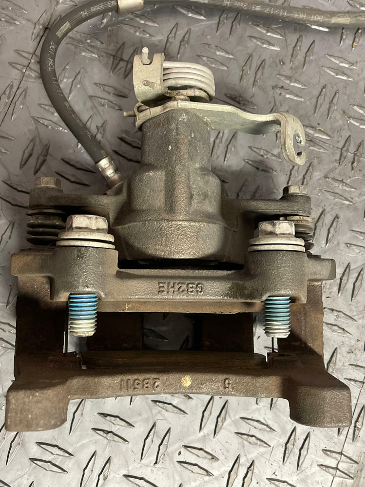 2015-23 Ford Mustang GT Driver LH Rear Brake Caliper 274