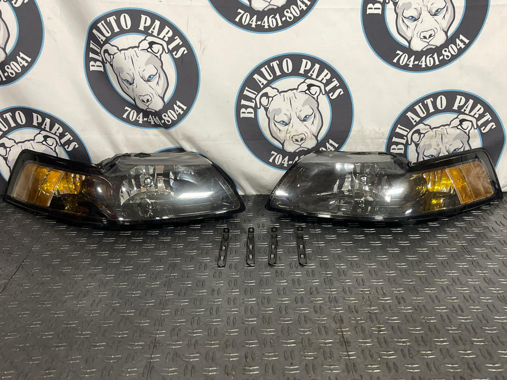 2003-04 Ford Mustang SVT Cobra OEM Headlights Pair LH RH 276