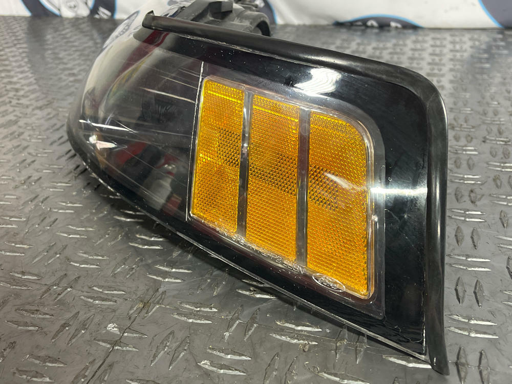 2003-04 Ford Mustang SVT Cobra OEM Headlights Pair LH RH 276