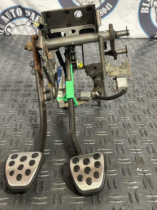 2003-04 Ford Mustang SVT Cobra Pedal Assembly- FOR MANUAL TRANS 276