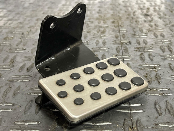 1999-04 Ford Mustang OEM Dead Pedal 276