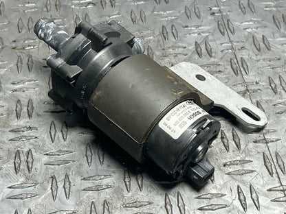 2007-12 Ford Mustang Shelby GT500 KR Heat Exchanger Pump & Bracket 16K Miles 263