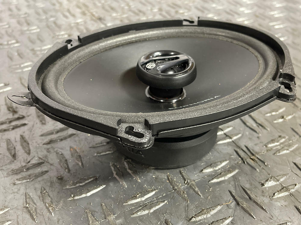 Euphoria ES 557 65 Watt 5x7 2 Way Speakers Pair