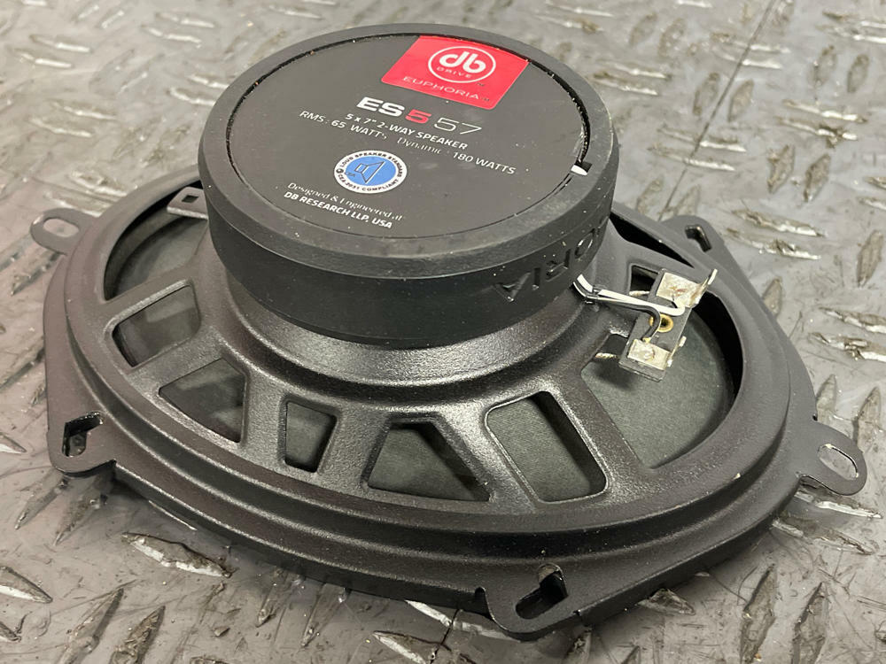Euphoria ES 557 65 Watt 5x7 2 Way Speakers Pair