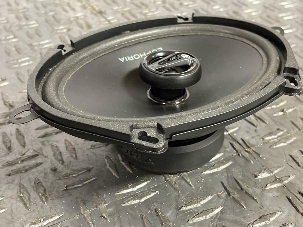 Euphoria ES 557 65 Watt 5x7 2 Way Speakers Pair