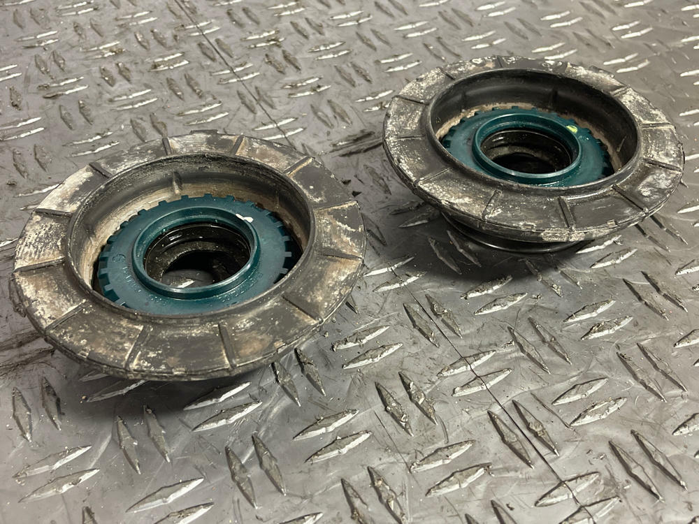 2015-23 Ford Mustang Strut Tops Pair LH RH