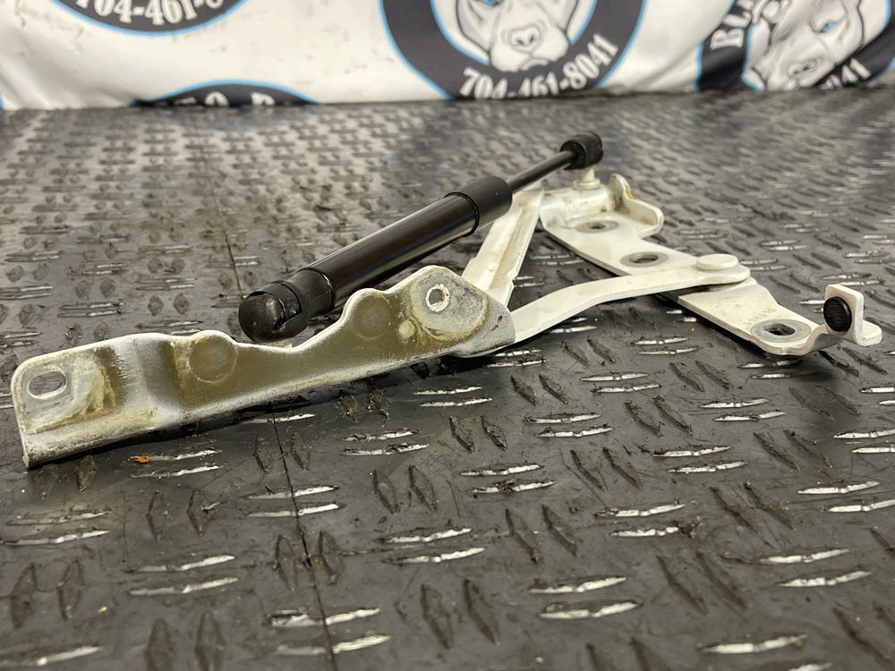 2011-12 Ford Mustang Performance White Hood Hinges Pair LH RH 266