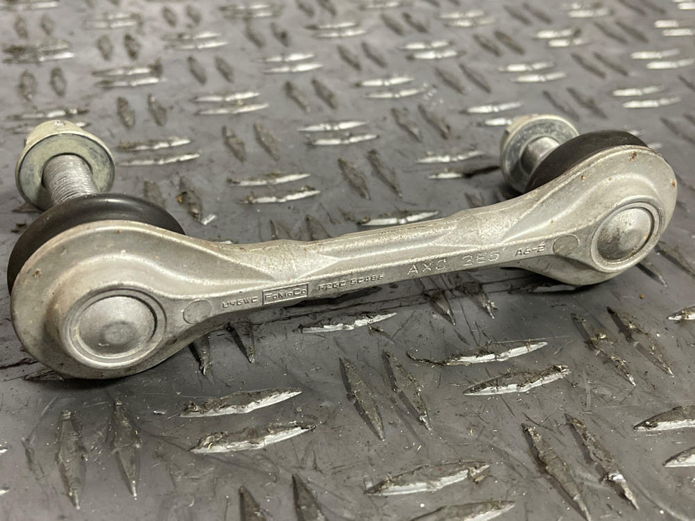 2018-23 Ford Mustang GT OEM Rear Sway Bar Links 275