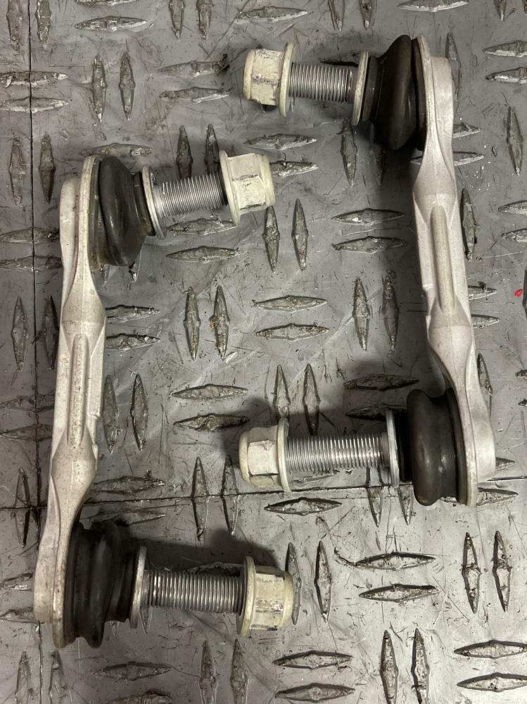 2018-23 Ford Mustang GT OEM Rear Sway Bar Links 275