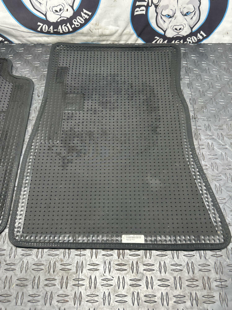 2015-23 Ford Mustang GT OEM Front Floor Mat Pair- NICE, 17k Mile 260