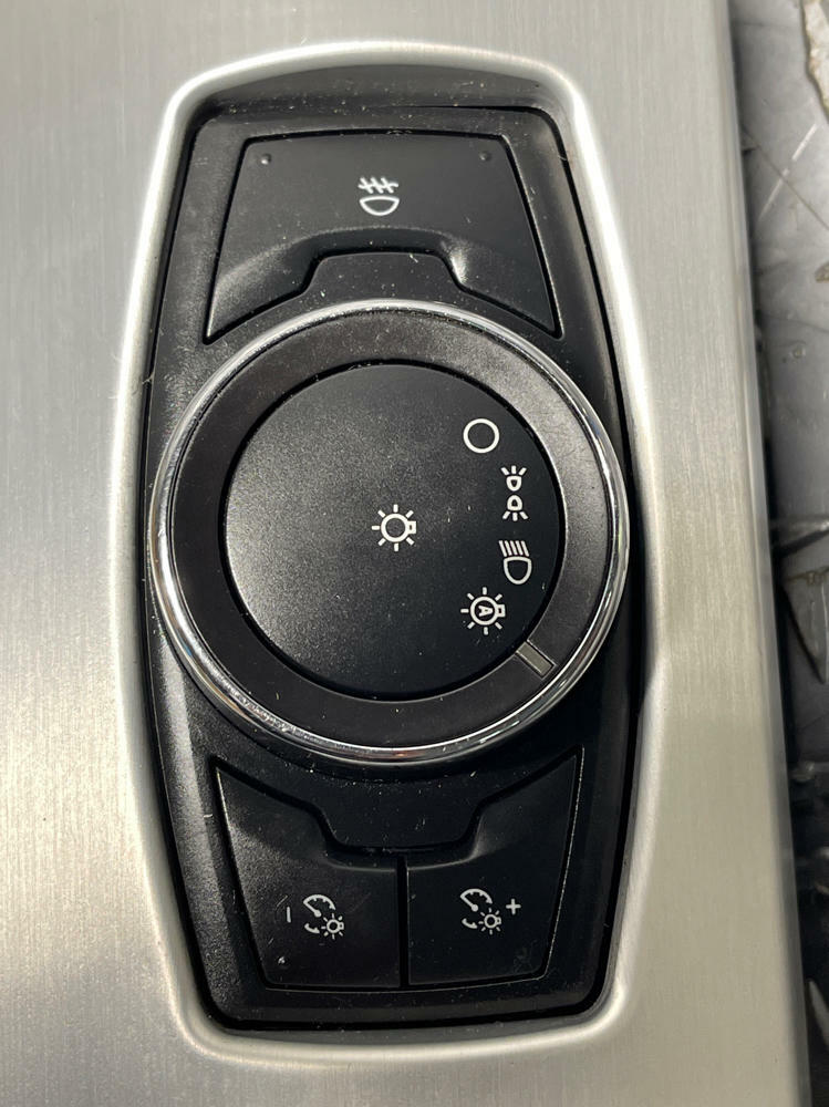 2015-17 Ford Mustang GT OEM Headlight Control Knob Trim- Silver 258