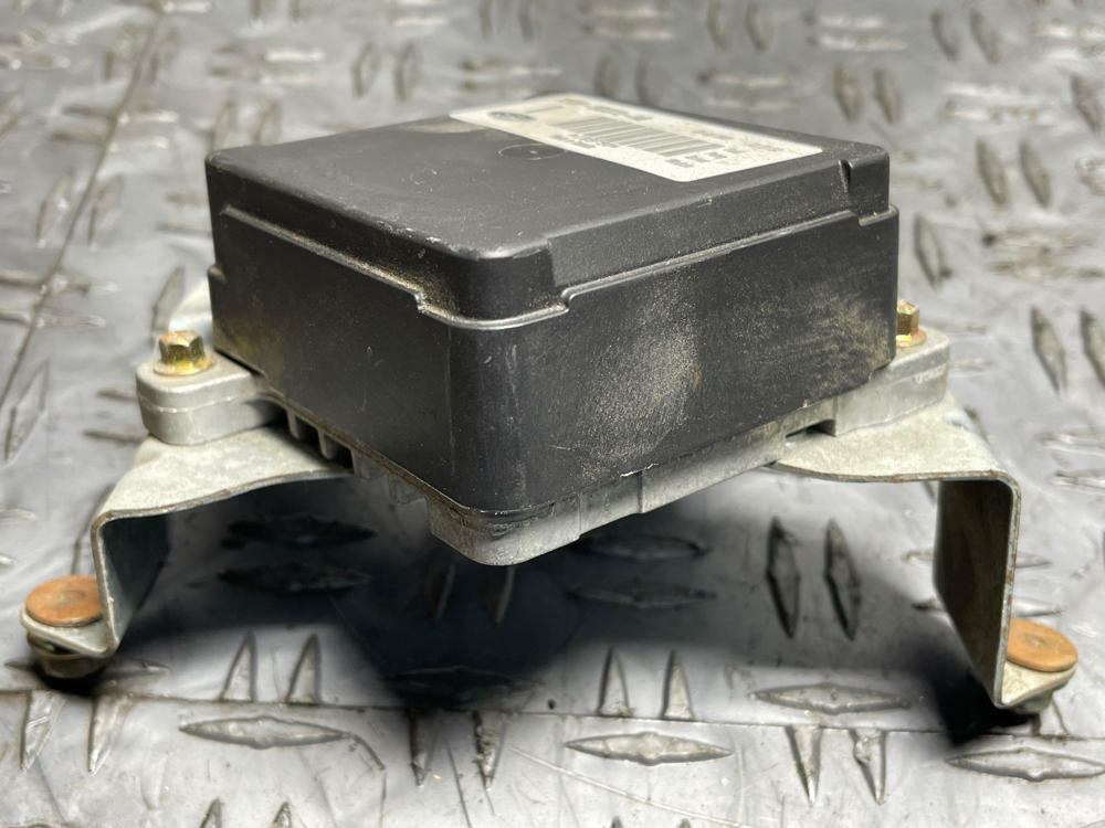 1999-04 Ford Mustang GT/Bullitt Fuel Pump Driver Module- FOR 2V 271