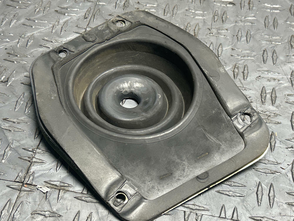 1999-04 Ford Mustang Shifter Isolater Plate- NICE 271