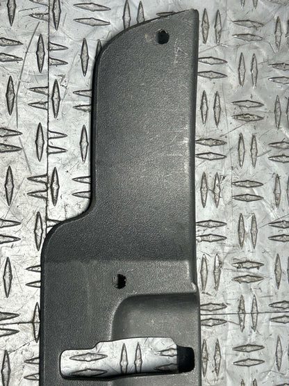 1999-04 Ford Mustang GT/Bullitt Interior Trunk Latch Cover- Black 271
