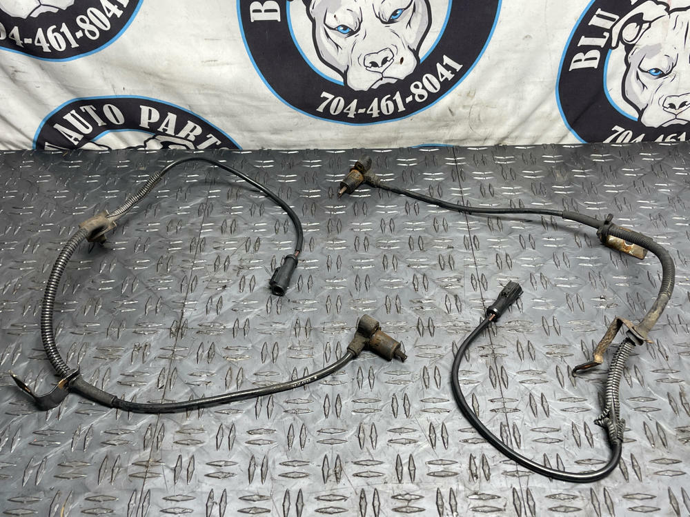 1999-04 Ford Mustang GT Rear ABS Sensors Pair- for SRA 282