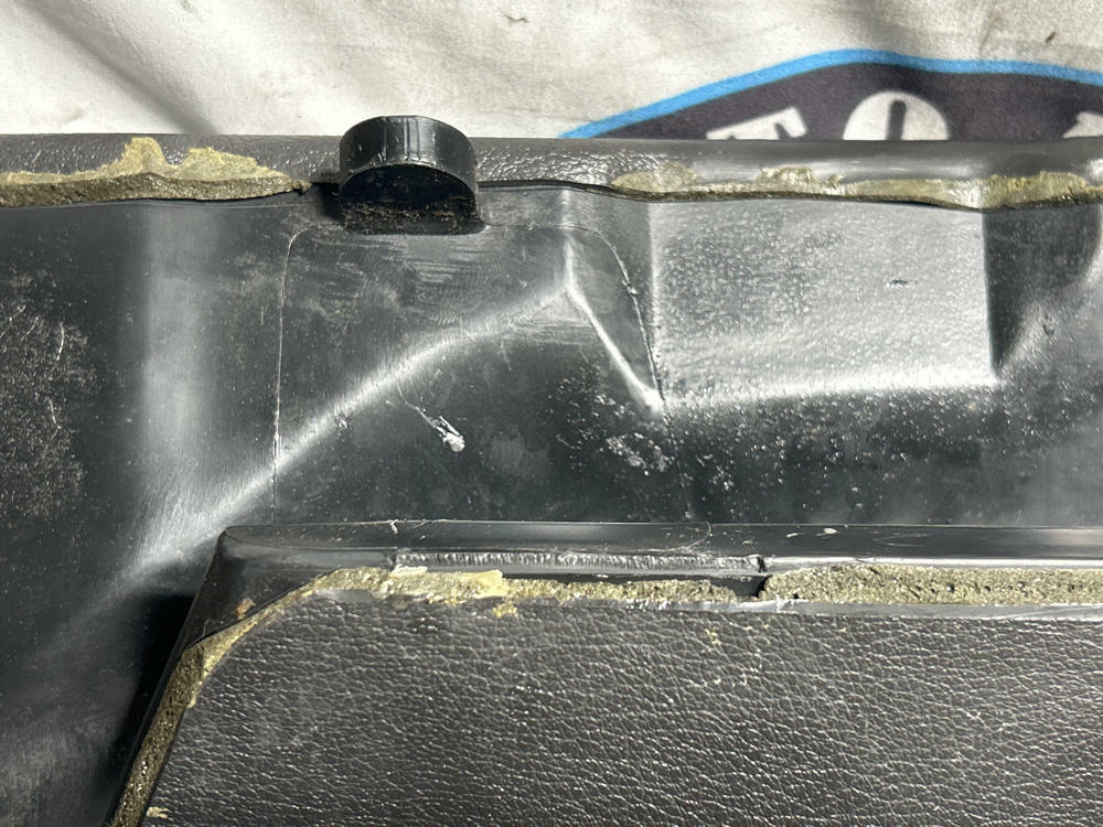 1999-04 Ford Mustang GT/SVT Cobra Rear Seat Head Rest (SEE DECS.) 282