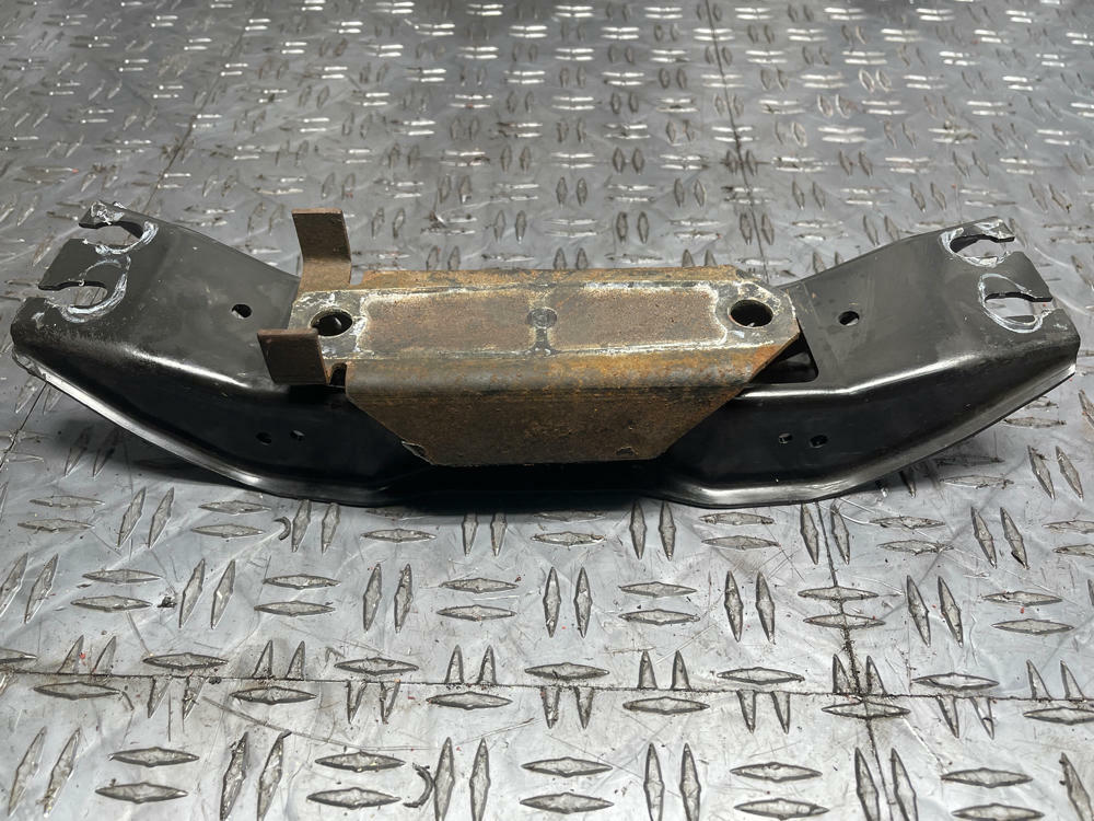 2001-04 Ford Mustang GT Tremec TR3650 Transmission Mount 277