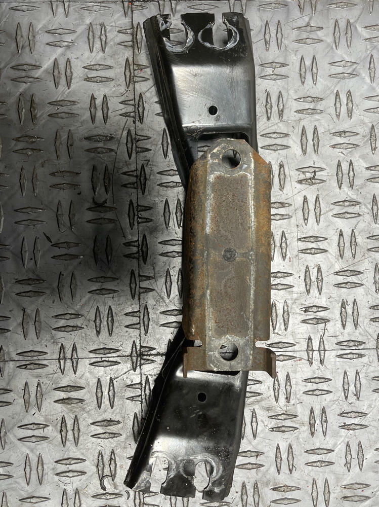 2001-04 Ford Mustang GT Tremec TR3650 Transmission Mount 277