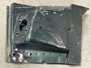 1999-04 Ford Mustang GT/Bullitt Front Pass. RH Shock Tower Clip (Code PX) 271